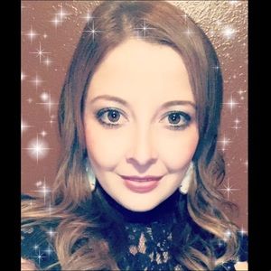 Meet your Posher, Elva